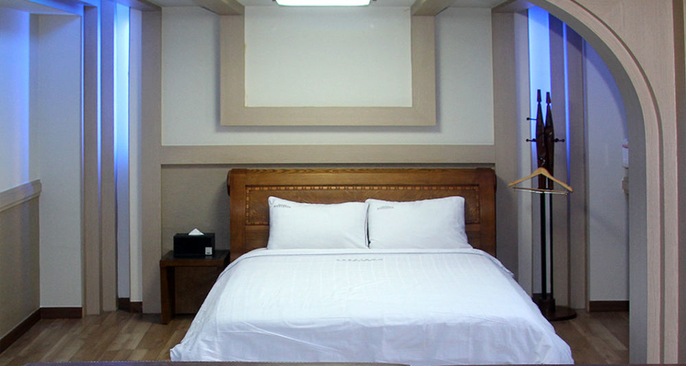 Nobless Hotel Кванджу Экстерьер фото